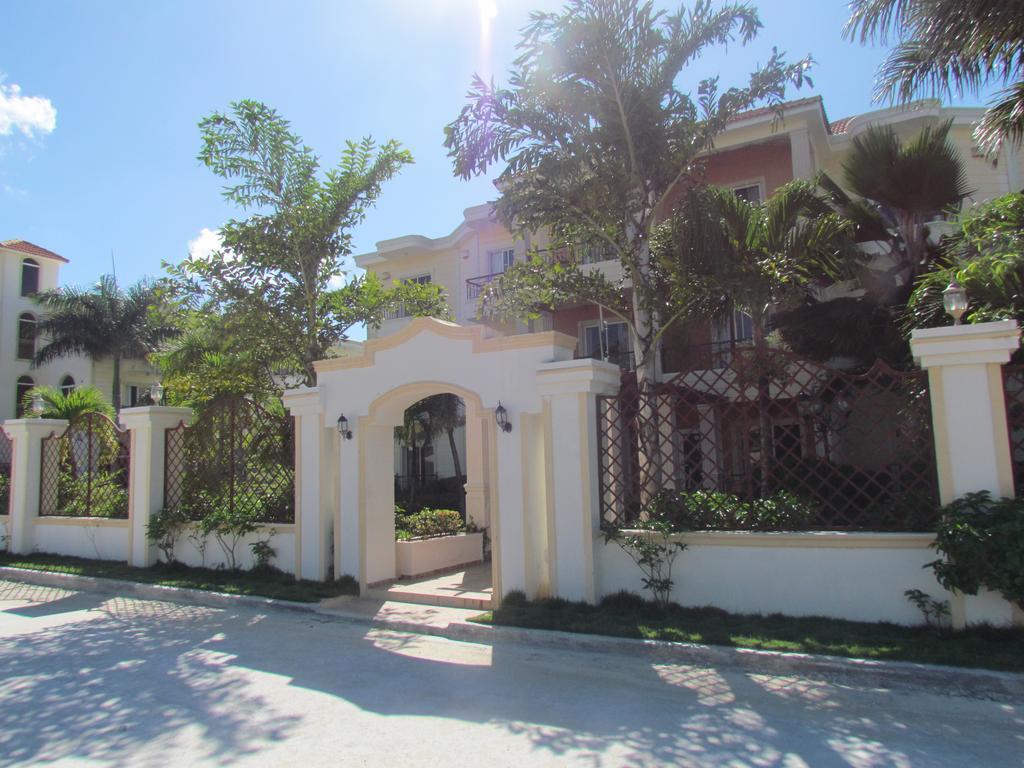 Hotel Dominicana Plus Bávaro Esterno foto