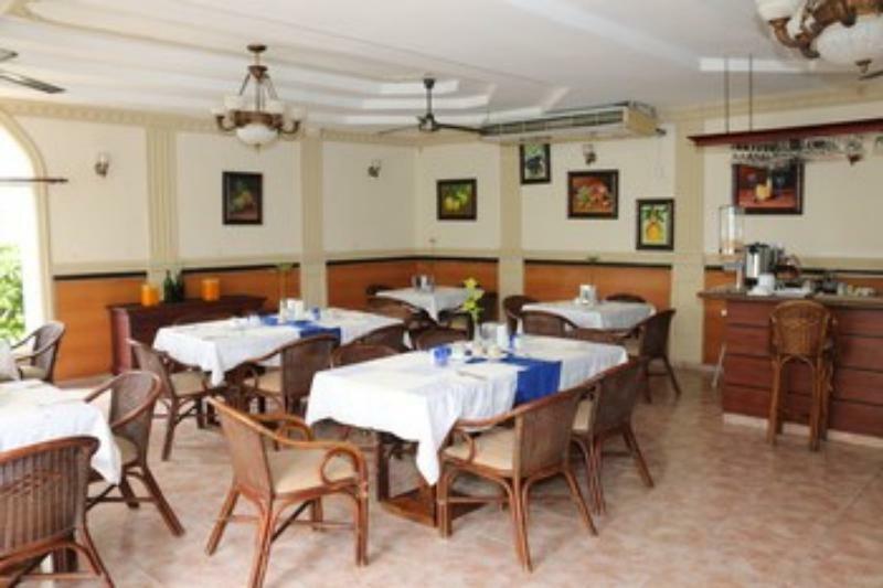 Hotel Dominicana Plus Bávaro Esterno foto